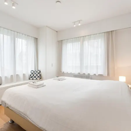 Lejlighed Ruim En Luxueus App Met Zeezicht En Garage - 8p *